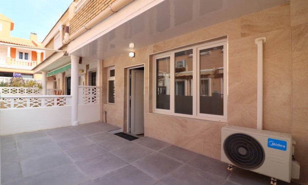 Herverkoop - Appartement / flat -
Torrevieja - Torre La Mata