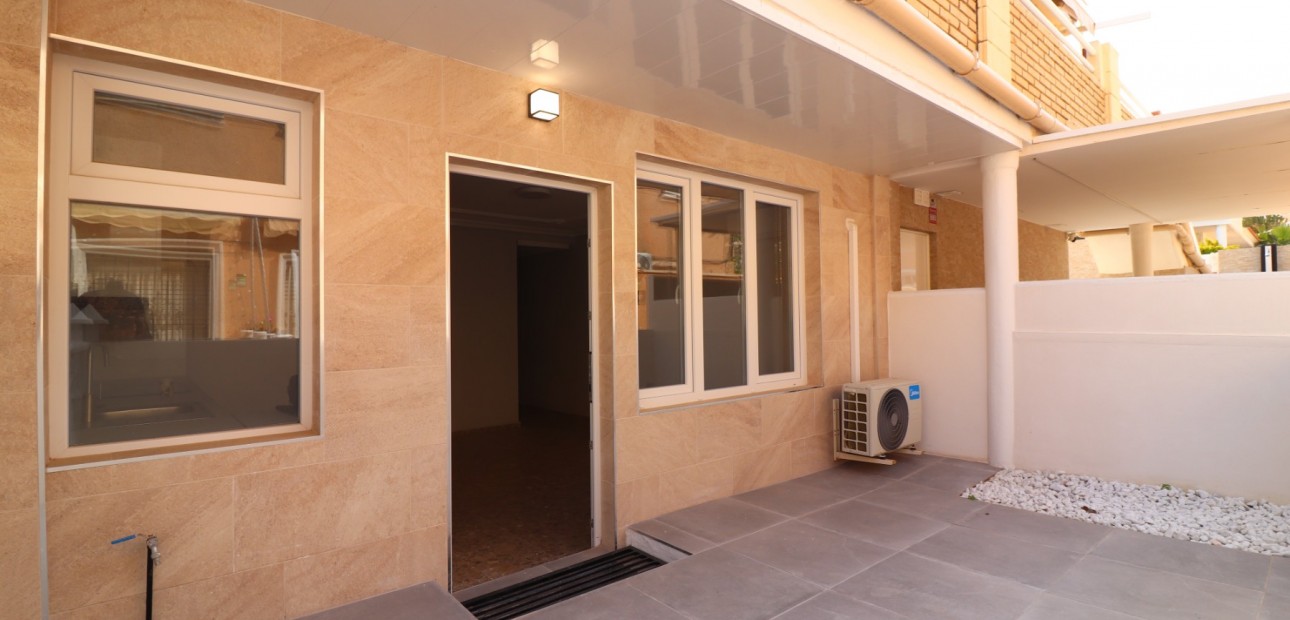 Herverkoop - Appartement / flat -
Torrevieja - Torre La Mata