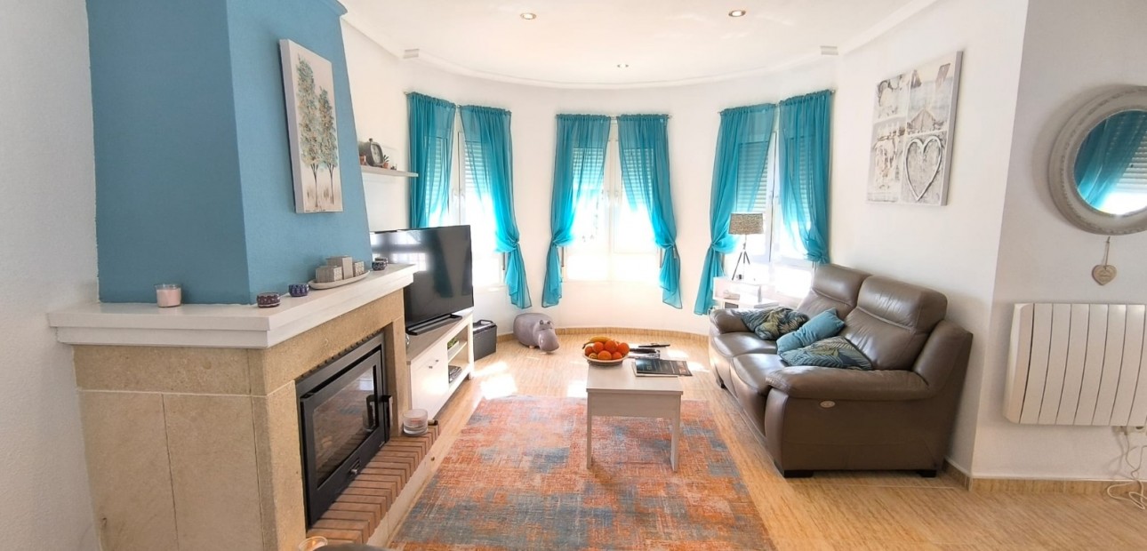 Herverkoop - Detached Villa -
Guardamar del Segura - El Raso