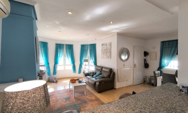 Herverkoop - Detached Villa -
Guardamar del Segura - El Raso