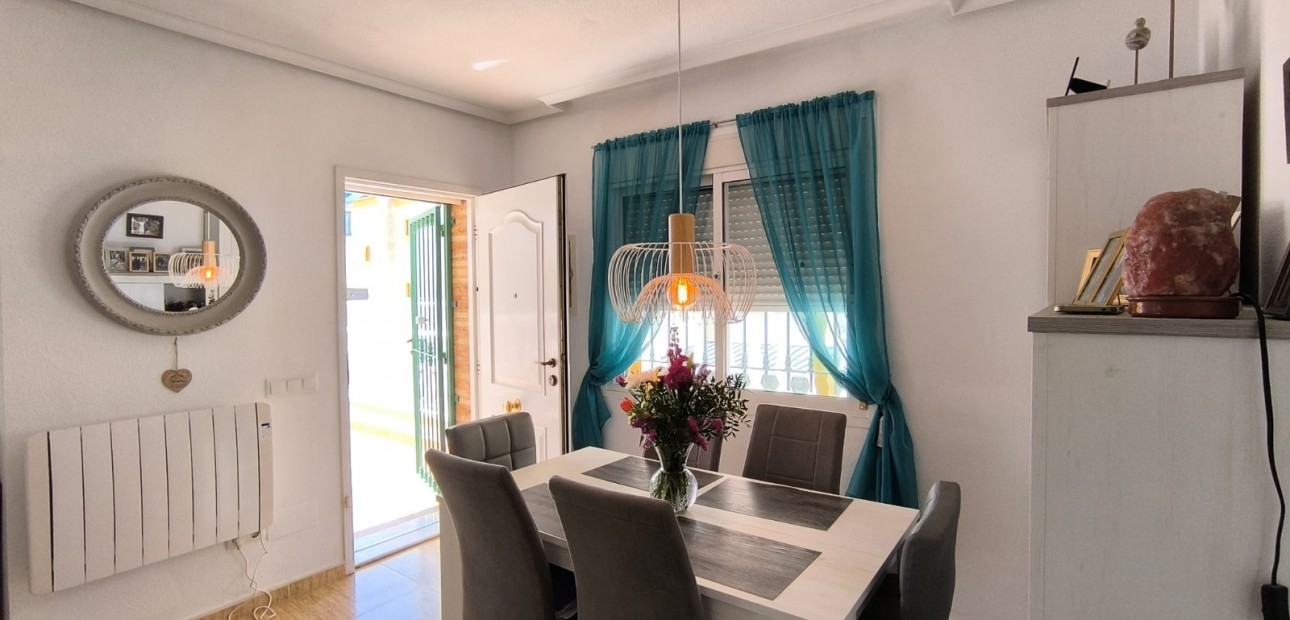 Herverkoop - Detached Villa -
Guardamar del Segura - El Raso