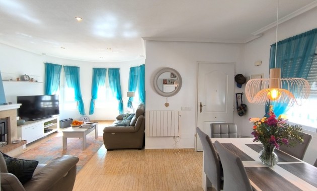 Herverkoop - Detached Villa -
Guardamar del Segura - El Raso