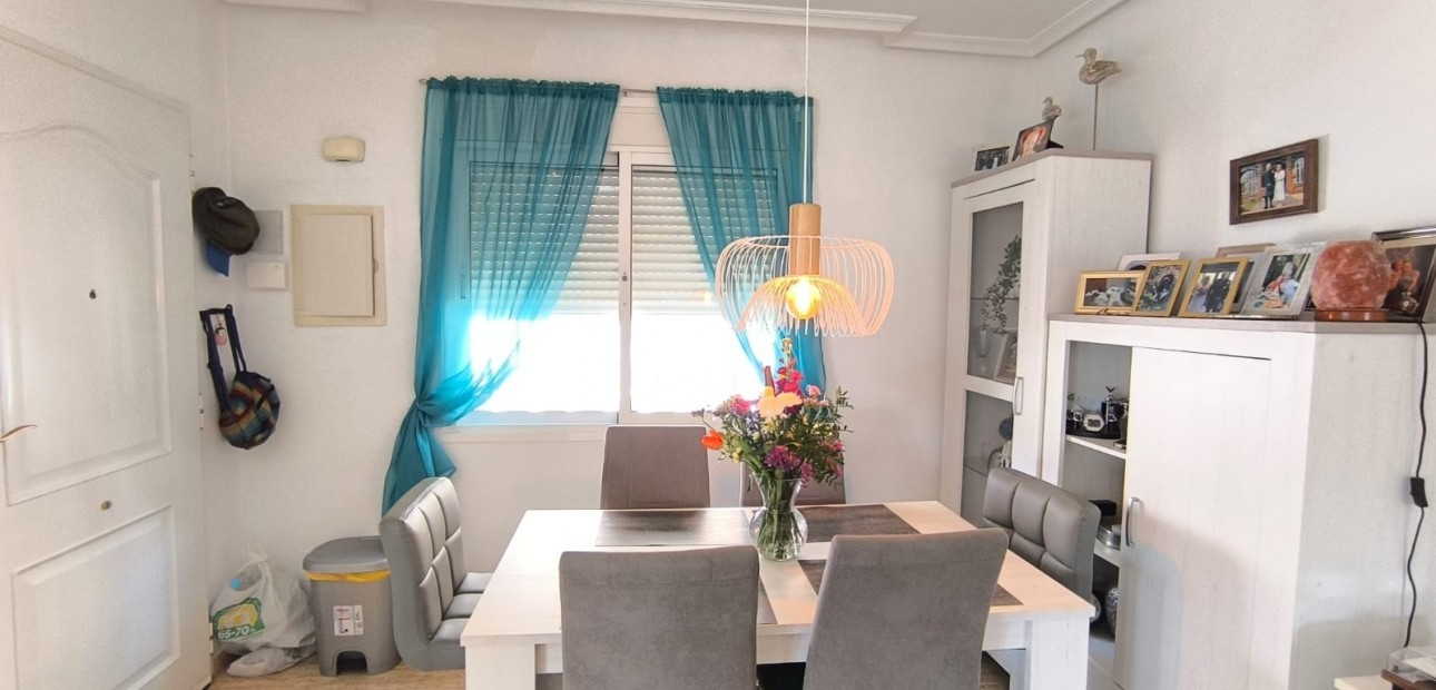 Herverkoop - Detached Villa -
Guardamar del Segura - El Raso