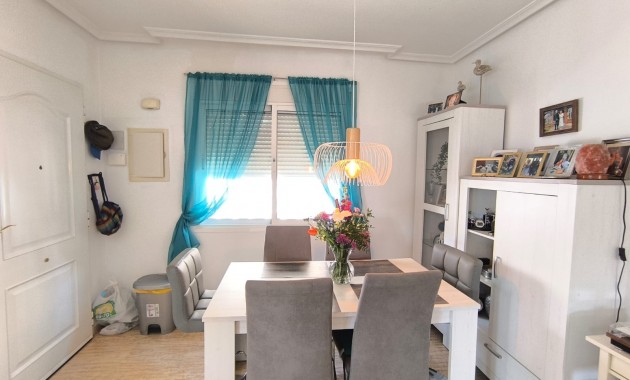 Herverkoop - Detached Villa -
Guardamar del Segura - El Raso