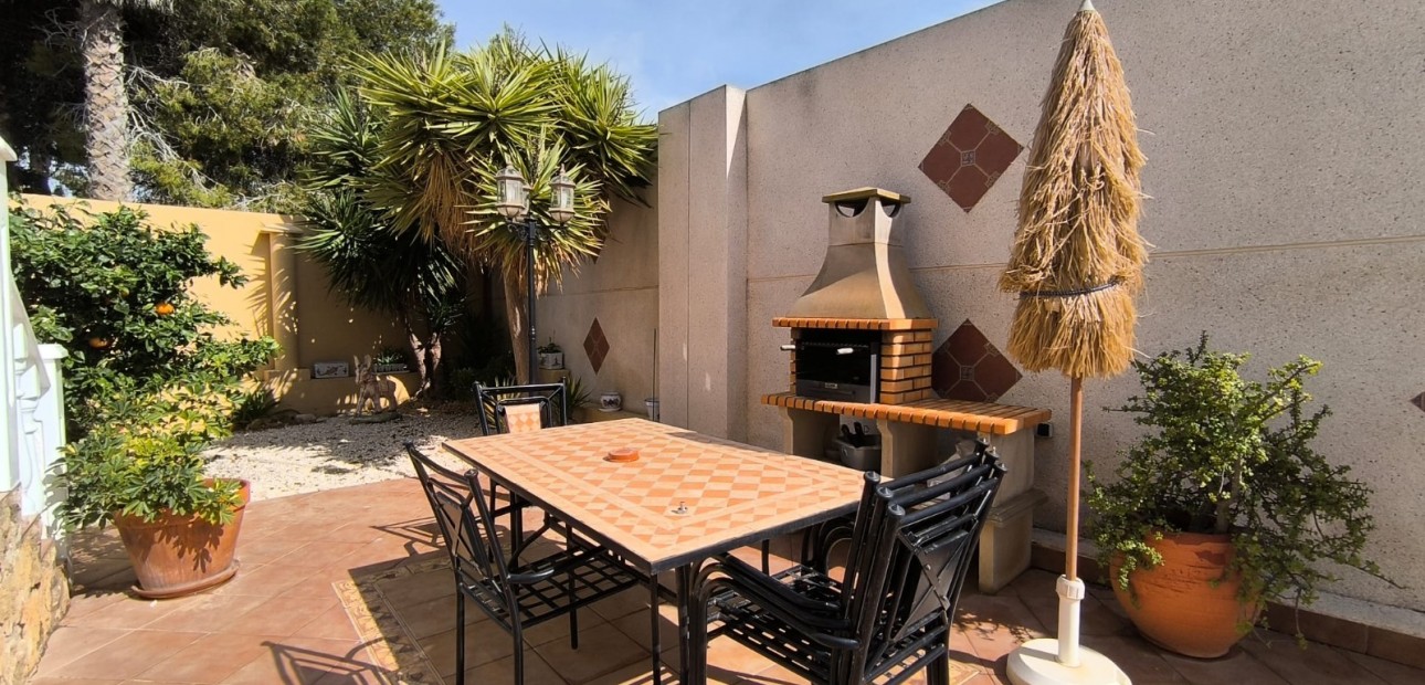 Herverkoop - Detached Villa -
Guardamar del Segura - El Raso