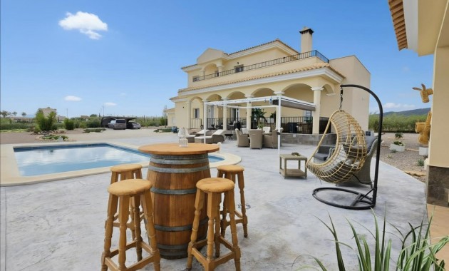 Herverkoop - Country Property -
Pinoso - Pinoso - Country