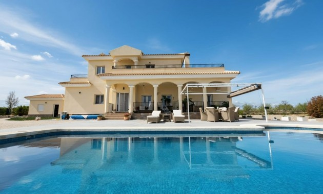 Herverkoop - Country Property -
Pinoso - Pinoso - Country