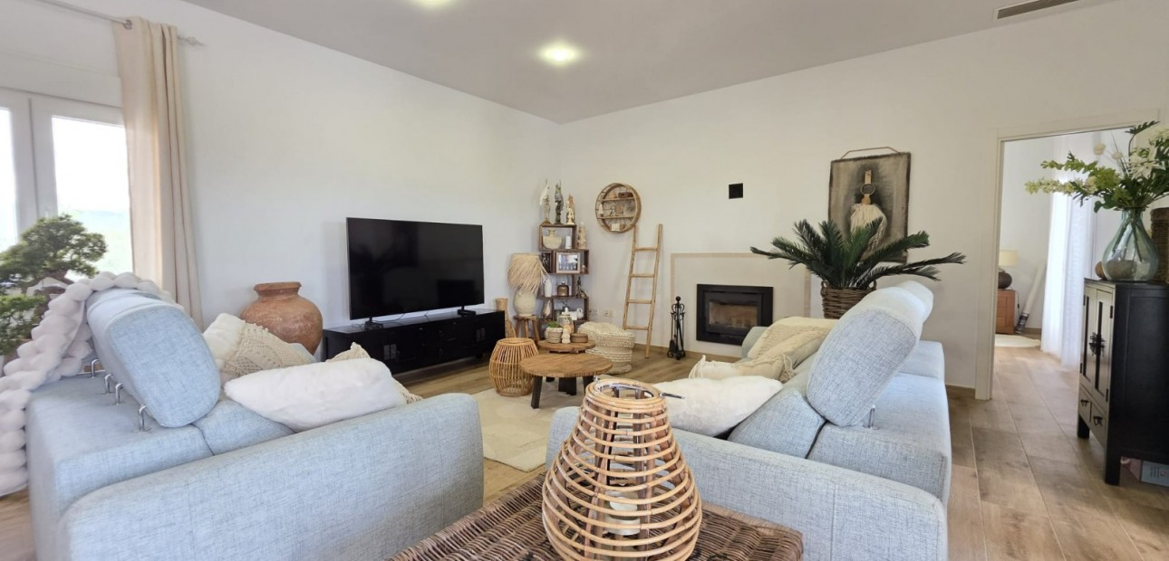 Herverkoop - Country Property -
Pinoso - Pinoso - Country