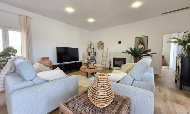 Herverkoop - Country Property -
Pinoso - Pinoso - Country