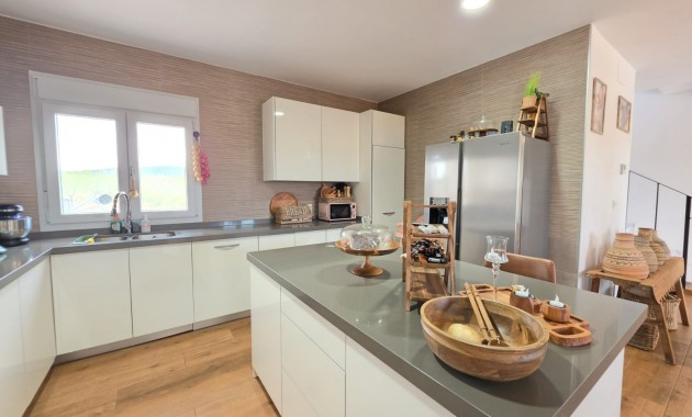 Herverkoop - Country Property -
Pinoso - Pinoso - Country