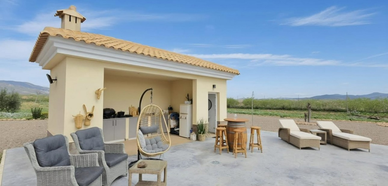 Herverkoop - Country Property -
Pinoso - Pinoso - Country