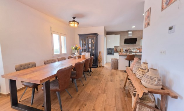 Herverkoop - Country Property -
Pinoso - Pinoso - Country