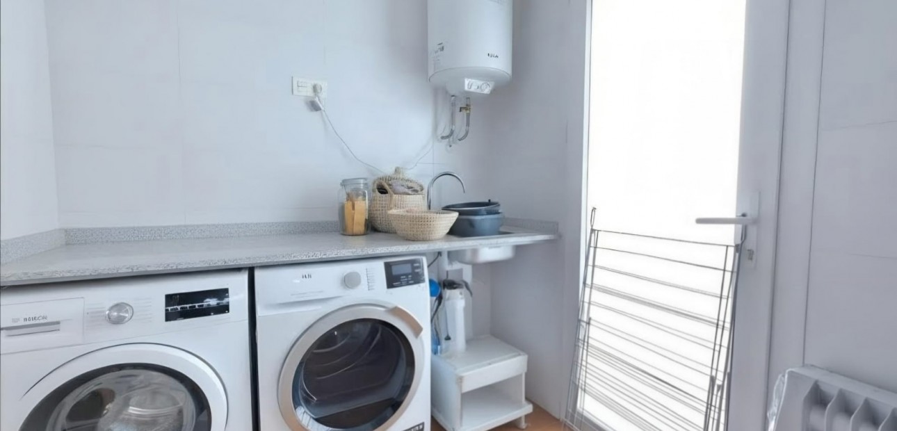 Herverkoop - Country Property -
Pinoso - Pinoso - Country