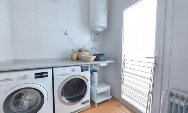 Herverkoop - Country Property -
Pinoso - Pinoso - Country