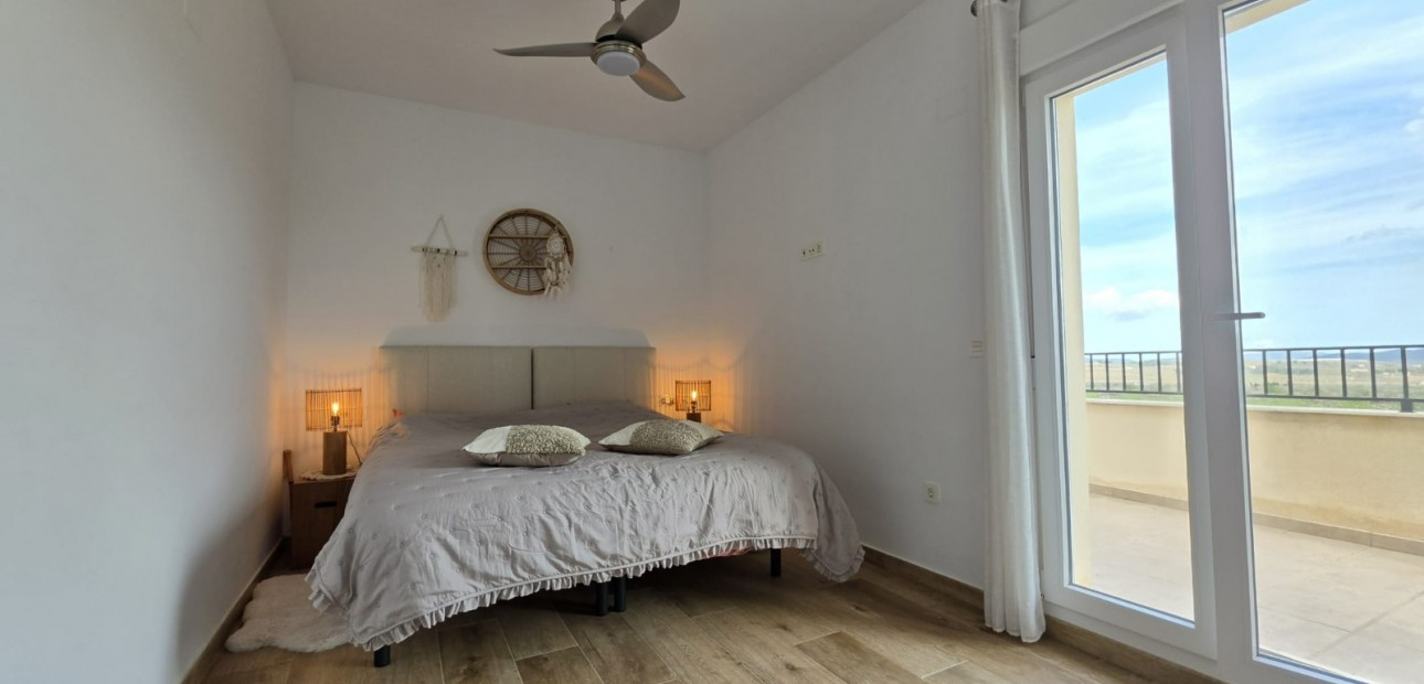 Herverkoop - Country Property -
Pinoso - Pinoso - Country