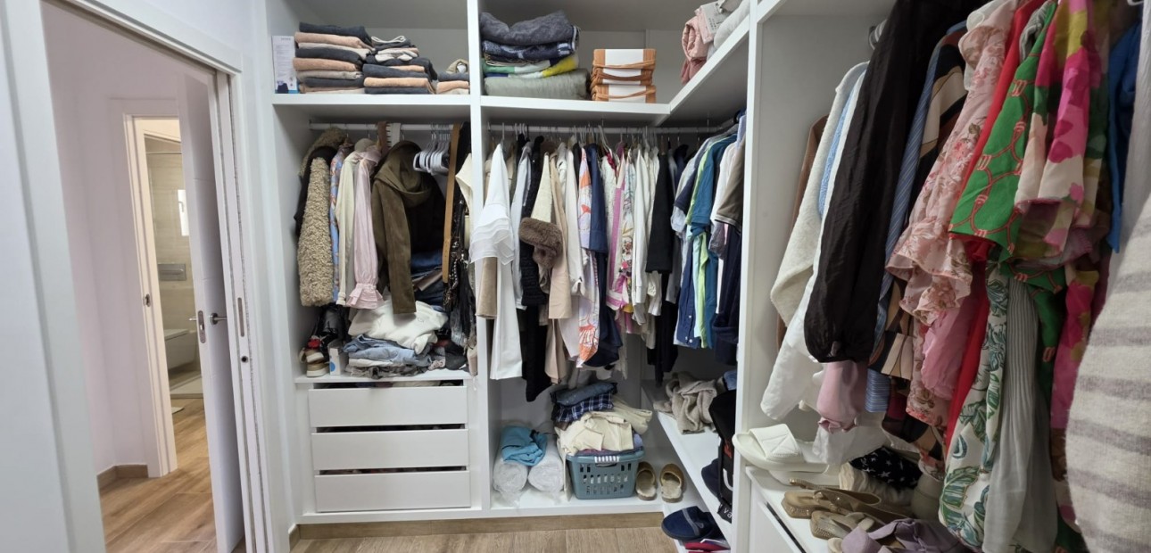 Herverkoop - Country Property -
Pinoso - Pinoso - Country