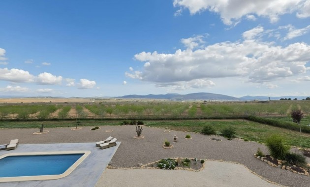 Herverkoop - Country Property -
Pinoso - Pinoso - Country