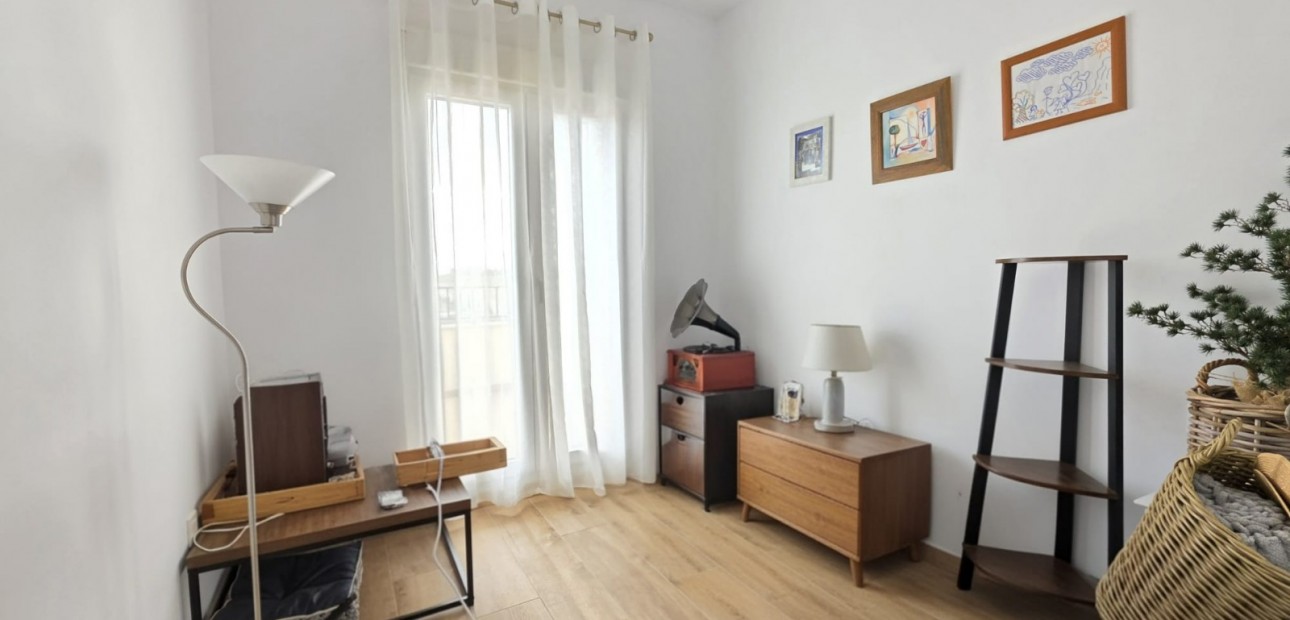 Herverkoop - Country Property -
Pinoso - Pinoso - Country