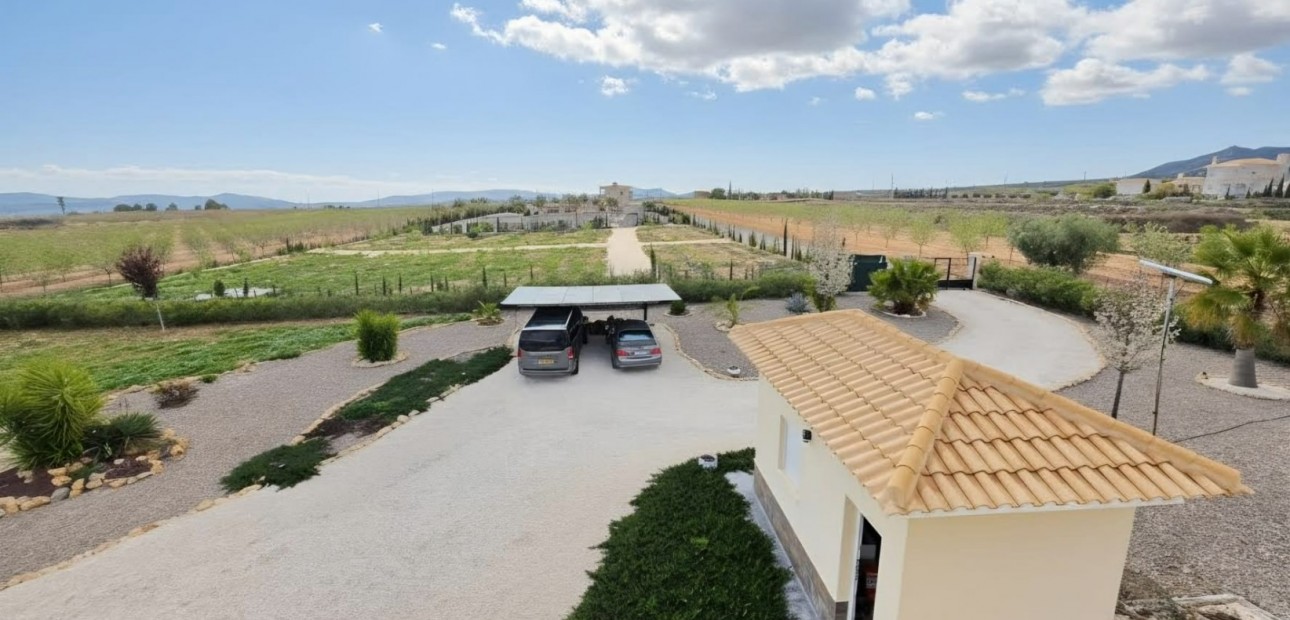 Herverkoop - Country Property -
Pinoso - Pinoso - Country