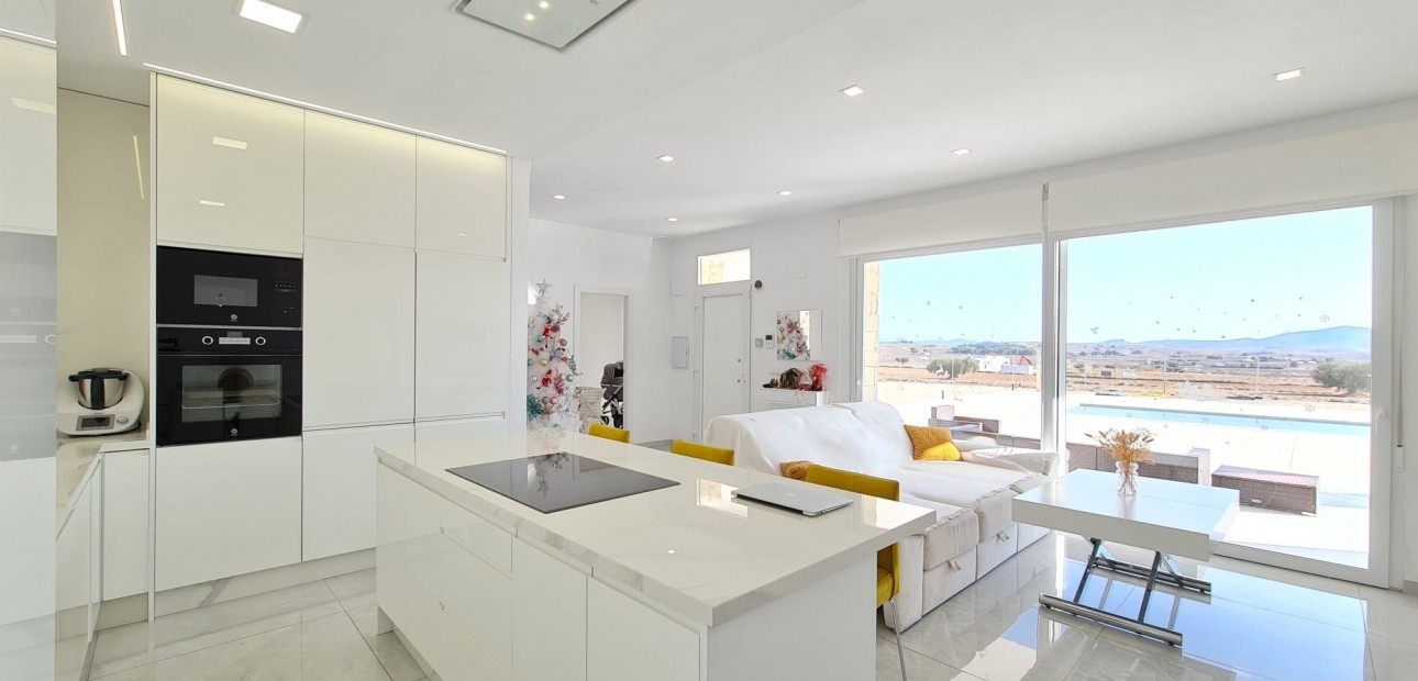 Herverkoop - Country Property -
Pinoso - Pinoso - Country