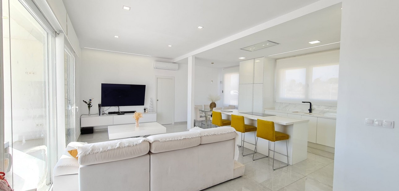 Herverkoop - Country Property -
Pinoso - Pinoso - Country