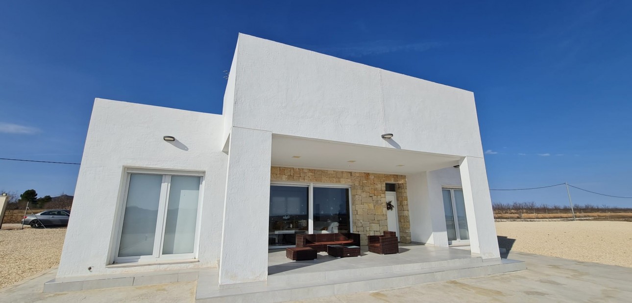 Herverkoop - Country Property -
Pinoso - Pinoso - Country