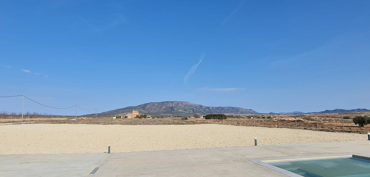 Herverkoop - Country Property -
Pinoso - Pinoso - Country