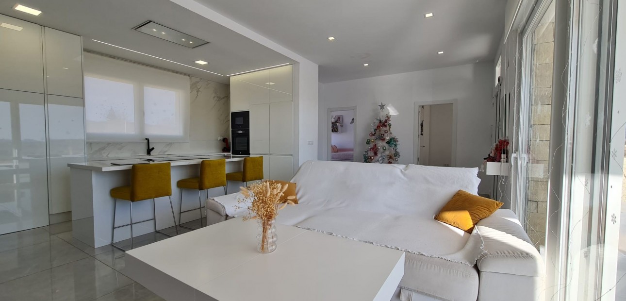 Herverkoop - Country Property -
Pinoso - Pinoso - Country