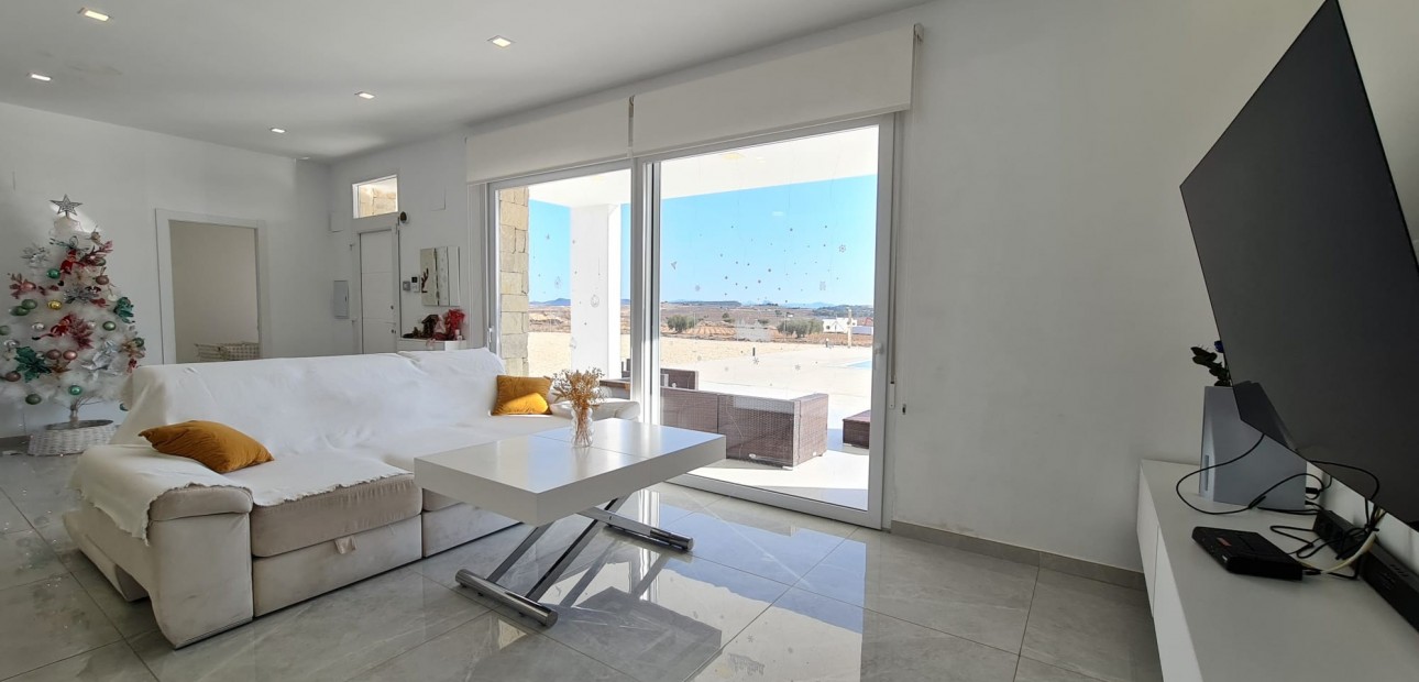 Herverkoop - Country Property -
Pinoso - Pinoso - Country