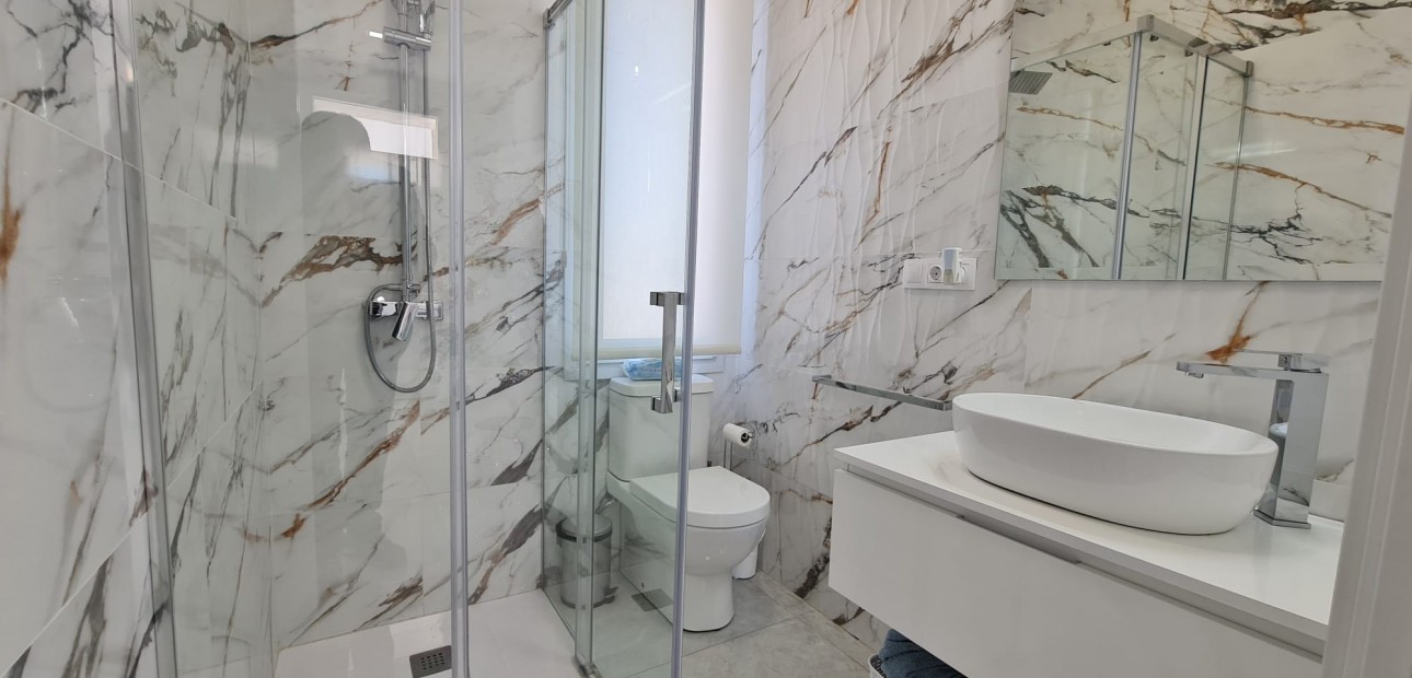 Herverkoop - Country Property -
Pinoso - Pinoso - Country