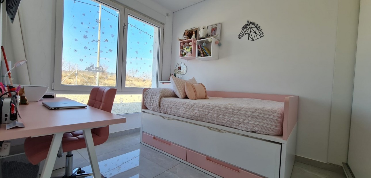 Herverkoop - Country Property -
Pinoso - Pinoso - Country