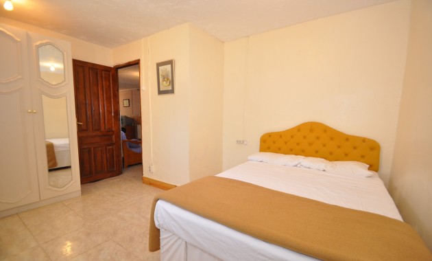 Herverkoop - Country Property -
Pinoso - Pinoso - Town