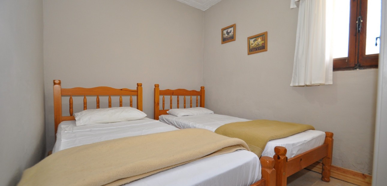 Herverkoop - Country Property -
Pinoso - Pinoso - Town