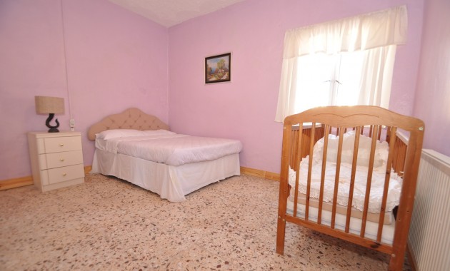 Herverkoop - Country Property -
Pinoso - Pinoso - Town