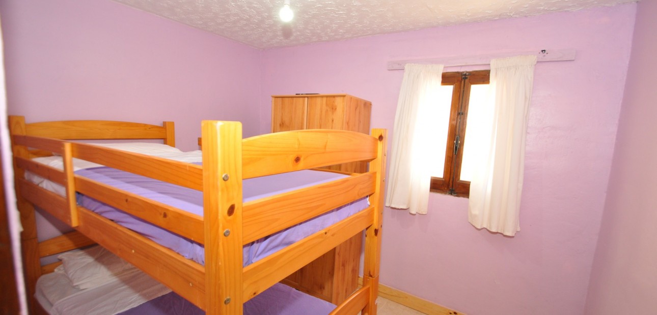 Herverkoop - Country Property -
Pinoso - Pinoso - Town