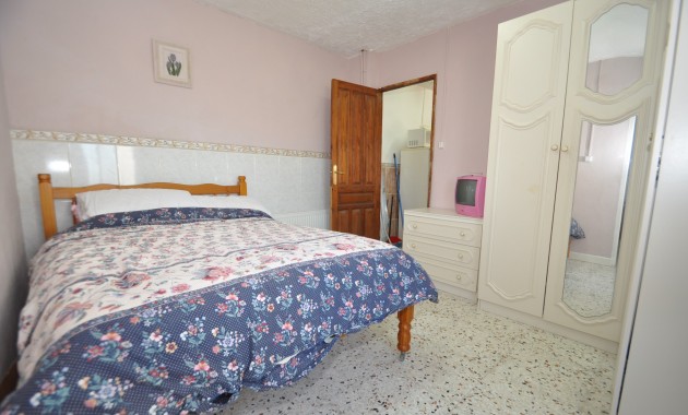 Herverkoop - Country Property -
Pinoso - Pinoso - Town