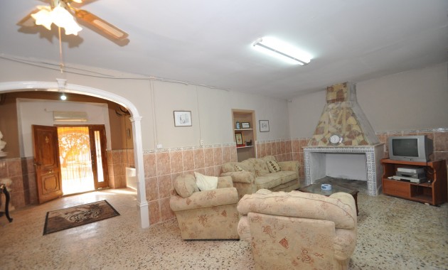 Herverkoop - Country Property -
Pinoso - Pinoso - Town