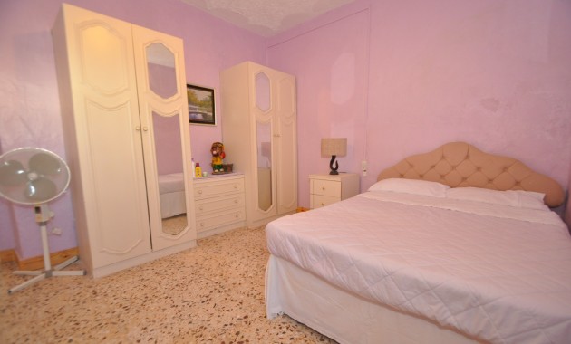 Herverkoop - Country Property -
Pinoso - Pinoso - Town