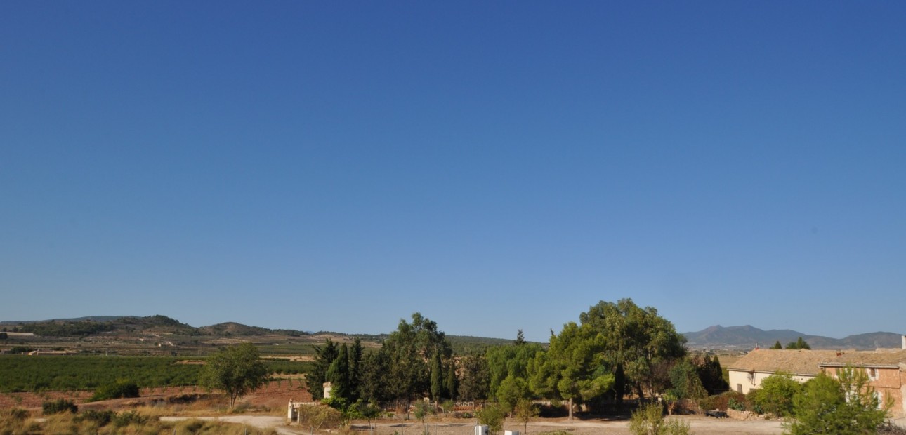 Herverkoop - Country Property -
Pinoso - Pinoso - Town