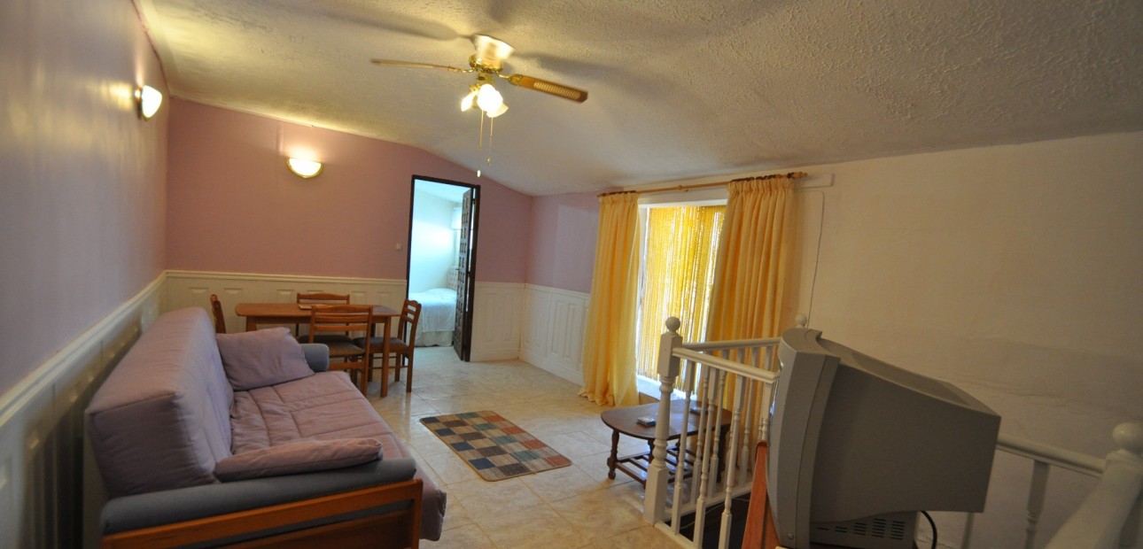 Herverkoop - Country Property -
Pinoso - Pinoso - Town