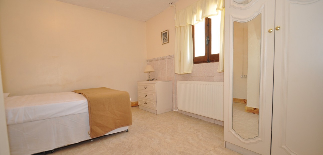 Herverkoop - Country Property -
Pinoso - Pinoso - Town