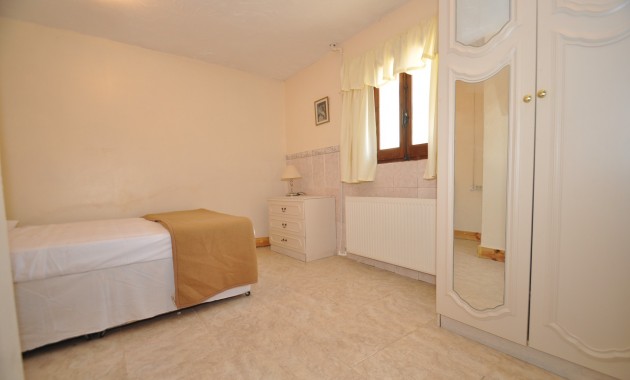 Herverkoop - Country Property -
Pinoso - Pinoso - Town