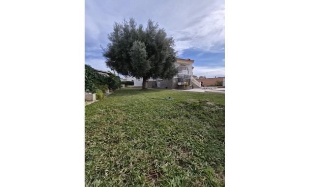 Herverkoop - Villa -
Torrevieja - El chaparral