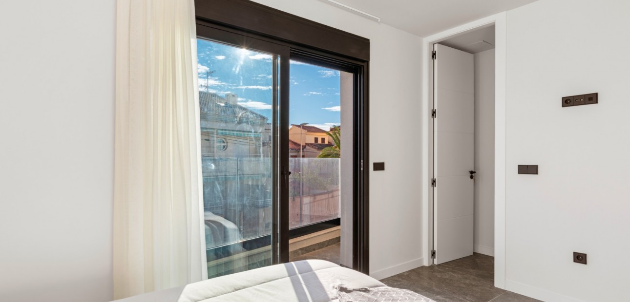 Venta - Semi Detached Villa -
Torre de La Horadada - Torre de La Horadada - Town