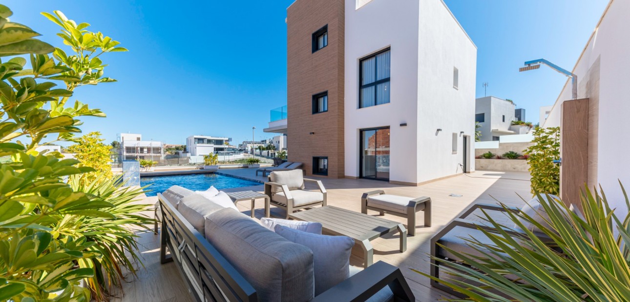 Venta - Modelo Silvia -
Orihuela Costa - Dehesa de campoamor