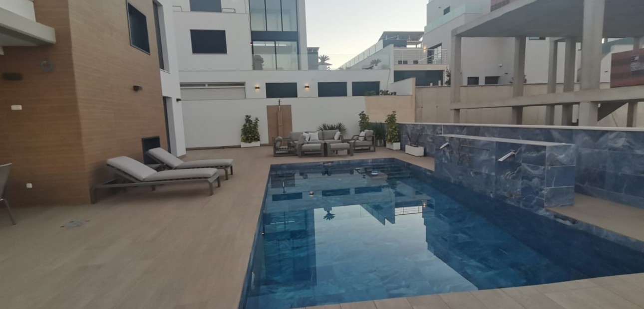 Venta - Modelo Silvia -
Orihuela Costa - Dehesa de campoamor