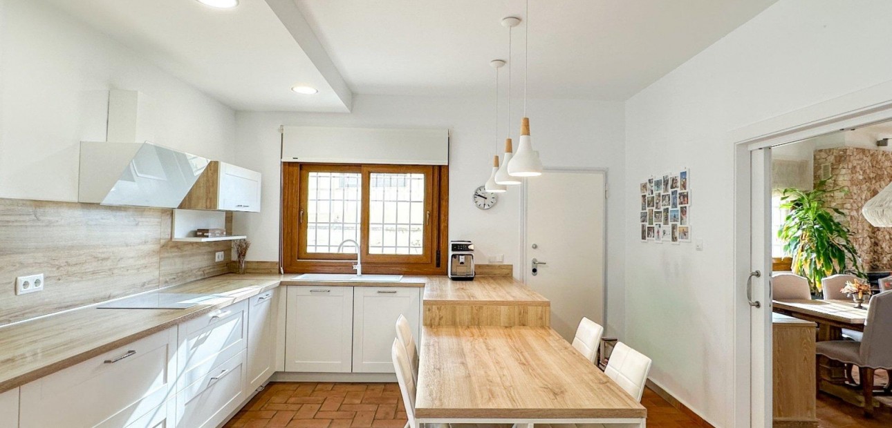 Venta - Villa -
Orihuela Costa - Campoamor