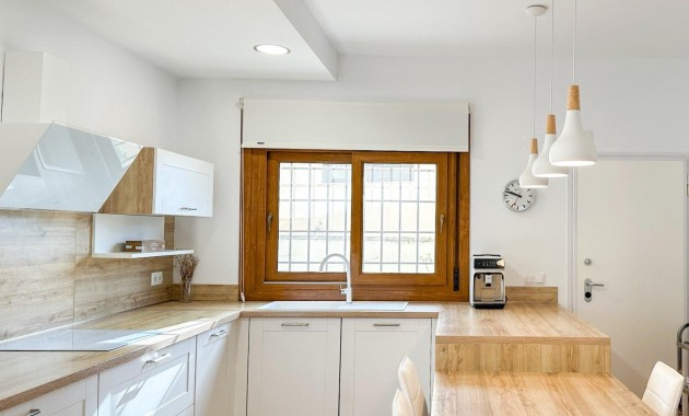 Venta - Villa -
Orihuela Costa - Campoamor