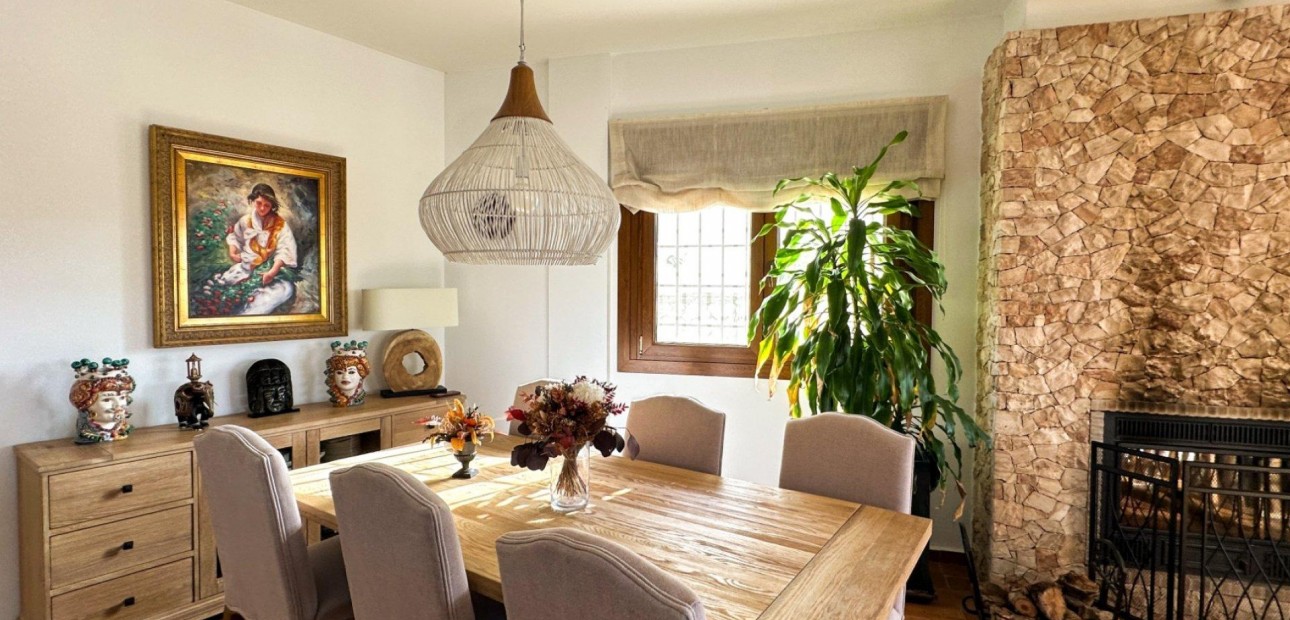 Venta - Villa -
Orihuela Costa - Campoamor