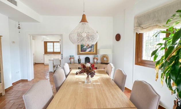 Venta - Villa -
Orihuela Costa - Campoamor